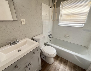 2519 9th Avenue W - Photo Thumbnail 8