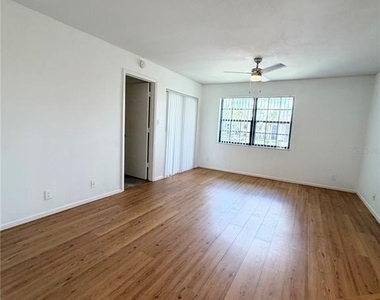19505 Quesada Avenue - Photo Thumbnail 12