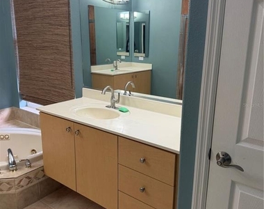 4823 Carrington Circle - Photo Thumbnail 30