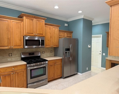4823 Carrington Circle - Photo Thumbnail 13