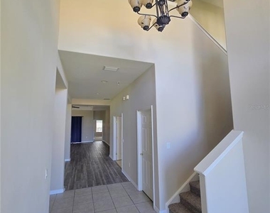 3637 Summerwind Circle - Photo Thumbnail 4