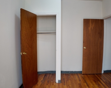 East 14th Street - Photo Thumbnail 3