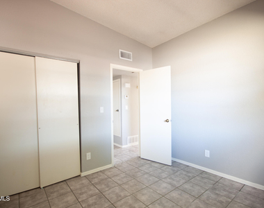 8153 Saint Andrew Lane - Photo Thumbnail 6