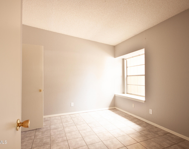 8153 Saint Andrew Lane - Photo Thumbnail 14