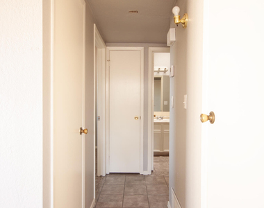 8153 Saint Andrew Lane - Photo Thumbnail 8