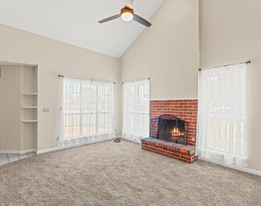 1861 Sonoma Place - Photo Thumbnail 6