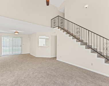 1861 Sonoma Place - Photo Thumbnail 7