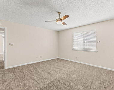1861 Sonoma Place - Photo Thumbnail 29