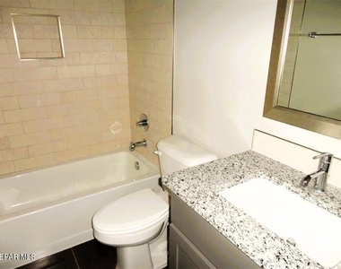 14829 Bert Cameron Avenue - Photo Thumbnail 17
