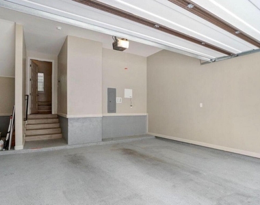 313 Vin Raliuga Court - Photo Thumbnail 19