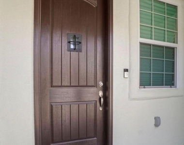 313 Vin Raliuga Court - Photo Thumbnail 2