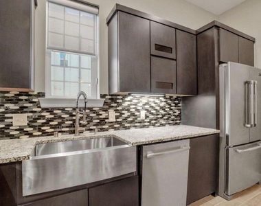 313 Vin Raliuga Court - Photo Thumbnail 6