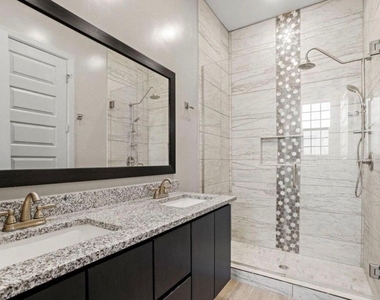 313 Vin Raliuga Court - Photo Thumbnail 15