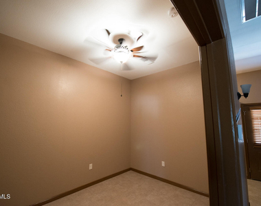 326 Coates Drive - Photo Thumbnail 6