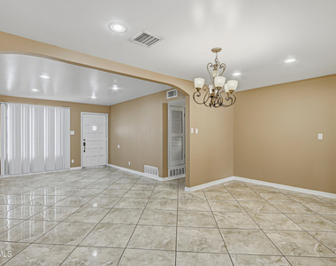 6115 Tesuque Drive - Photo Thumbnail 12