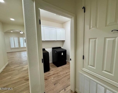 14941 Concept Court - Photo Thumbnail 17