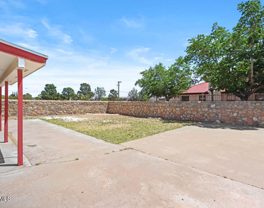 1478 Gene Torres Drive - Photo Thumbnail 31