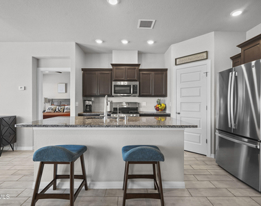 6170 Hidden Passage Avenue - Photo Thumbnail 5
