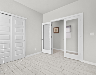 6170 Hidden Passage Avenue - Photo Thumbnail 17