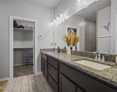 6170 Hidden Passage Avenue - Photo Thumbnail 24