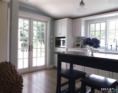 8 Lawson Drive - Photo Thumbnail 9