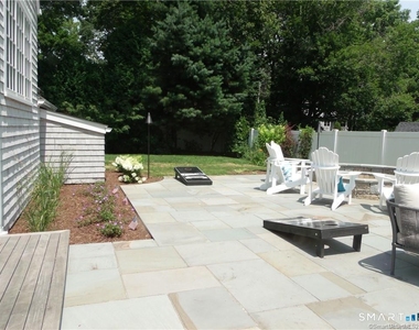 8 Lawson Drive - Photo Thumbnail 12