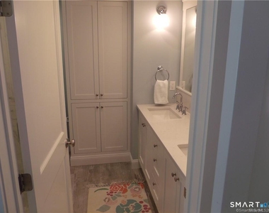 8 Lawson Drive - Photo Thumbnail 22