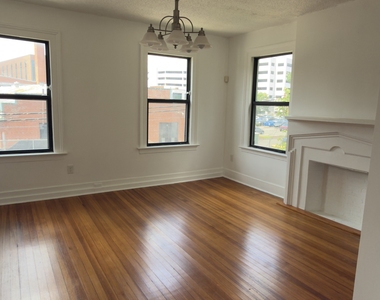 72 Cedar Street - Photo Thumbnail 8