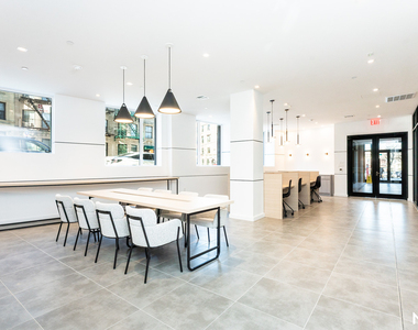 1499 Bedford Ave - Photo Thumbnail 15