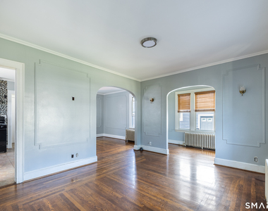 430 Blohm Street - Photo Thumbnail 7