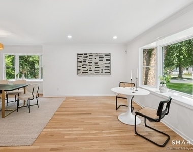 88 Edward Place - Photo Thumbnail 3