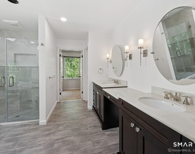 88 Edward Place - Photo Thumbnail 24