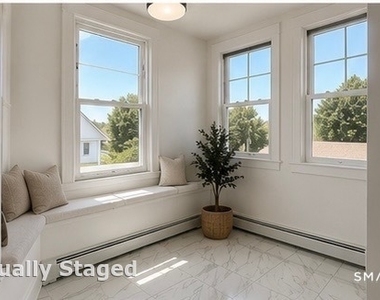 565 Carroll Avenue - Photo Thumbnail 8