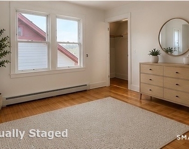 565 Carroll Avenue - Photo Thumbnail 4