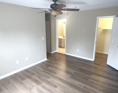 55 Peddlars Drive - Photo Thumbnail 5