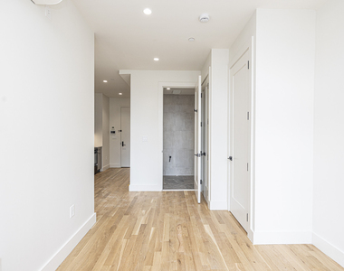 899 Fulton St - Photo Thumbnail 11