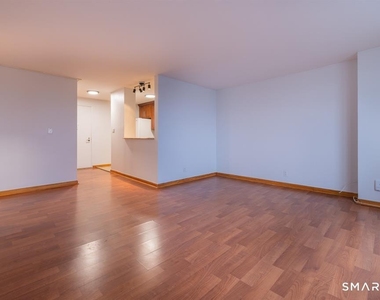 2625 Park Avenue - Photo Thumbnail 5