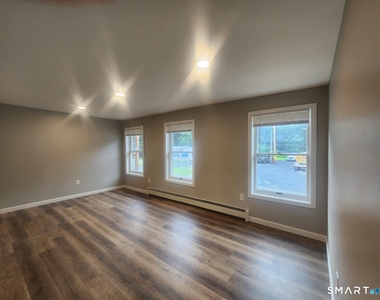 226 West Main Street - Photo Thumbnail 4