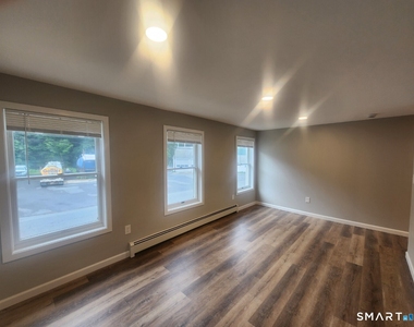 226 West Main Street - Photo Thumbnail 6