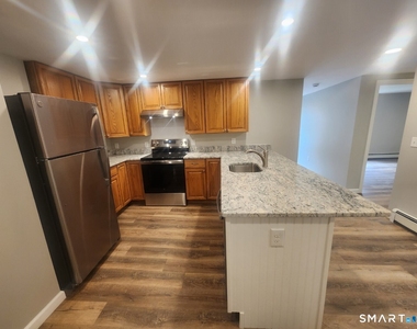 226 West Main Street - Photo Thumbnail 2