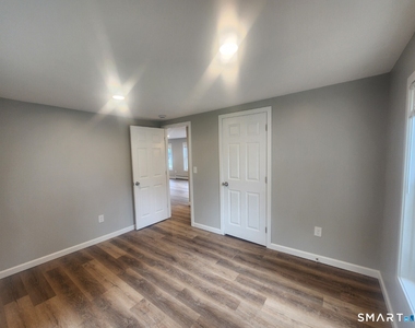 226 West Main Street - Photo Thumbnail 13
