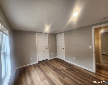226 West Main Street - Photo Thumbnail 16