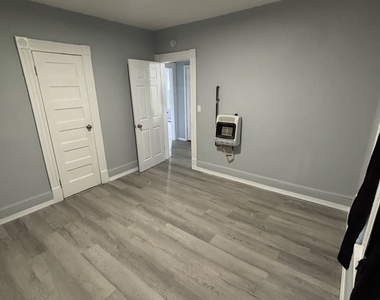416 Mill Street - Photo Thumbnail 7
