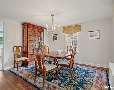 40 Oakwood Drive - Photo Thumbnail 6