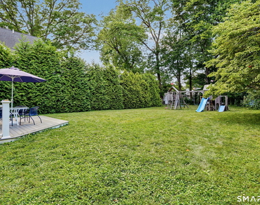 40 Oakwood Drive - Photo Thumbnail 14