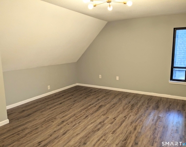 44 Great Meadow Lane - Photo Thumbnail 13