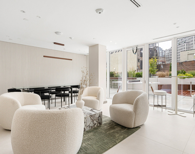 150 Lawrence St - Photo Thumbnail 15