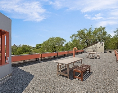 315 Seigel Street - Photo Thumbnail 12