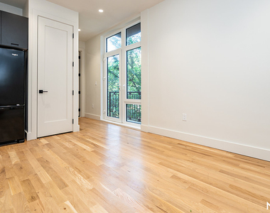 899 Fulton St - Photo Thumbnail 11