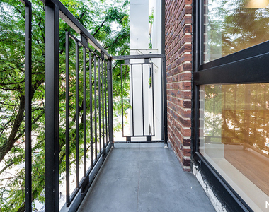 899 Fulton St - Photo Thumbnail 4